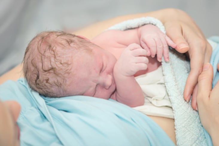 Naissance bébé nourrisson