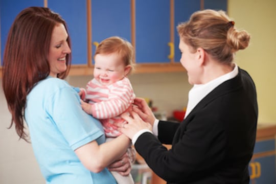 A Rennes, des assistantes maternelles libérales renforcent une crèche municipale