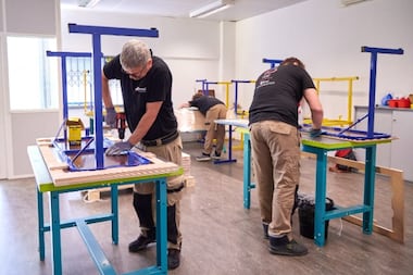 Haute-Garonne : un collège meublé en réemploi