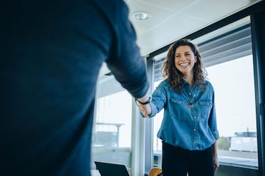 Recruter sur un emploi fonctionnel en 4 points-clés