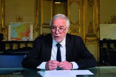 Assurances, finances locales : François Rebsamen dévoile ses plans