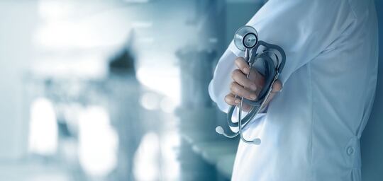 Déserts médicaux : comment garantir un médecin pour tous ?