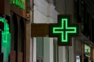 pharmacie-UNE