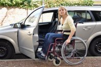 Handicapé stationnement voiture-UNE