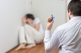 hôpital psychiatrique-internement-isolement-UNE