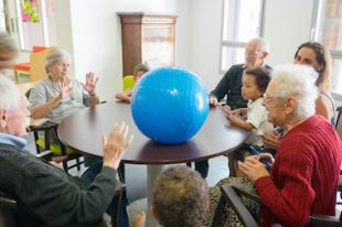 crèche-ehpad-intergenerationnel_petites_mayas-Montpellier