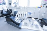 dentiste-soins dentaires-UNE