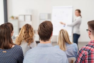 formation-travail_social-UNE