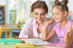 livre-lecture-école-UNE