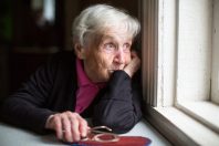 Personne âgée-Senior-UNE