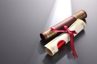 éducation-diplôme-UNE