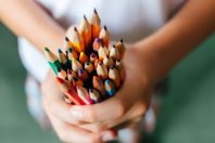 crayon-élève-école-PEDT-UNE