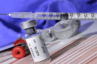 injection,flacon et seringue-soins palliatifs-UNE