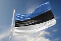 Estonie-drapeau-UNE