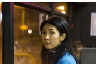 Femme_Bus_nuit_insecuriteAdobeStock_221488055