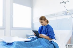 hôpital enfant pédiatrie tablette