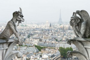 La reconstruction de Notre-Dame de Paris passera par le Parlement