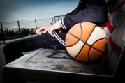 sport-banlieue-jeune-equipement-sportif-basket-ballon