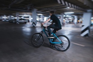 Parking_voitures_vélo