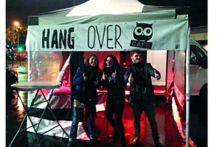 Le Hangover café, un minibus qui sillonne la ville pour prévenir les excès de la nuit