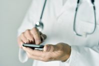 téléphone smartphone application santé
