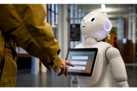 Le robot d'accueil Pepper utilisé au Smithsonian Institute à Washington, DC.