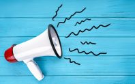adobestock-290180375-porte-voix-web