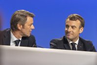 François Baroin et Emmanuel Macron, lors du dernier congrès des maires en 2019