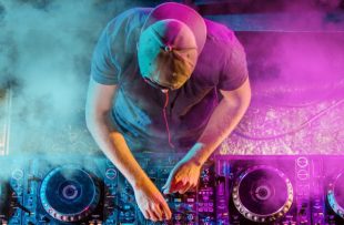 musique-vladimirhodac-AdobeStock