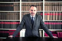 Maître Samuel DYENS, avocat au barreau de Nmes