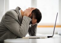 stress souffrance travail bureau fatigue