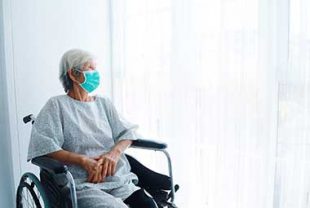 Personne âgé en confinement