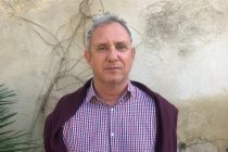 Rodolphe Gozlan, directeur de recherche en écologie de la conservation à l'IRD
