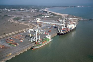 ING02_Le_Verdon_Container_ships
