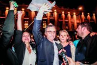 A Bordeaux, Pierre Hurmic (EELV) a fermé la page « Juppé » (LR), aux rênes de la mairie pendant vingt-deux ans.