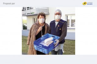 « A Toulouse, équipés de véhicules frigorifiques, les
postiers livrent chaque jour des repas aux seniors. »