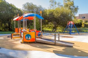 aire de jeux inclusive