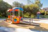 Comment rendre accessibles et sûres les aires de jeux destinées aux enfants