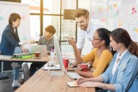 tiers-lieu-coworking-stnazkul-AdobeStock_164263683
