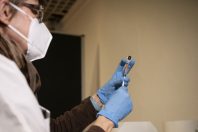 Le 1er centre de vaccination ou "vaccinodrome" dans le Palais des Festivals de Cannes