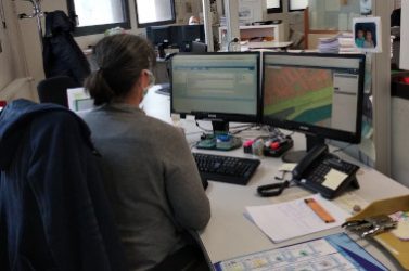 Photo 1 – La dématérialisation nécessite un logiciel d’instruction pour les plans, mais aussi de gestion électronique de documents © Brest Métropole