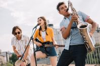 culture-musique-exterieur-LIGHTFIELD STUDIOS-AdobeStock_211903119