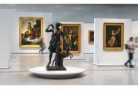 musee-lens-Brad Pict-AdobeStock_316407342