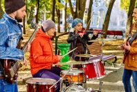 concert-rue-Gennadiy Poznyakov-AdobeStock_94869440 600x400