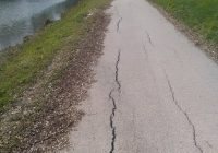 fissures sur la route