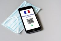 pass sanitaire-Léna Constantin-AdobeStock_438005998