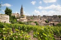 village-St Emilion-OceanProd-AdobeStock_211595652