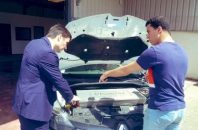 La société Phoenix Mobility remplace les moteurs thermiques par des moteurs électriques.