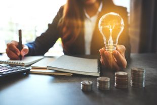 AdobeStock_314277068Farknot Architect