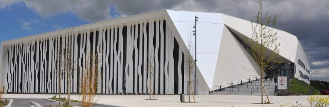 Aren’Ice – Cergy Pontoise – Façadier : Aluval